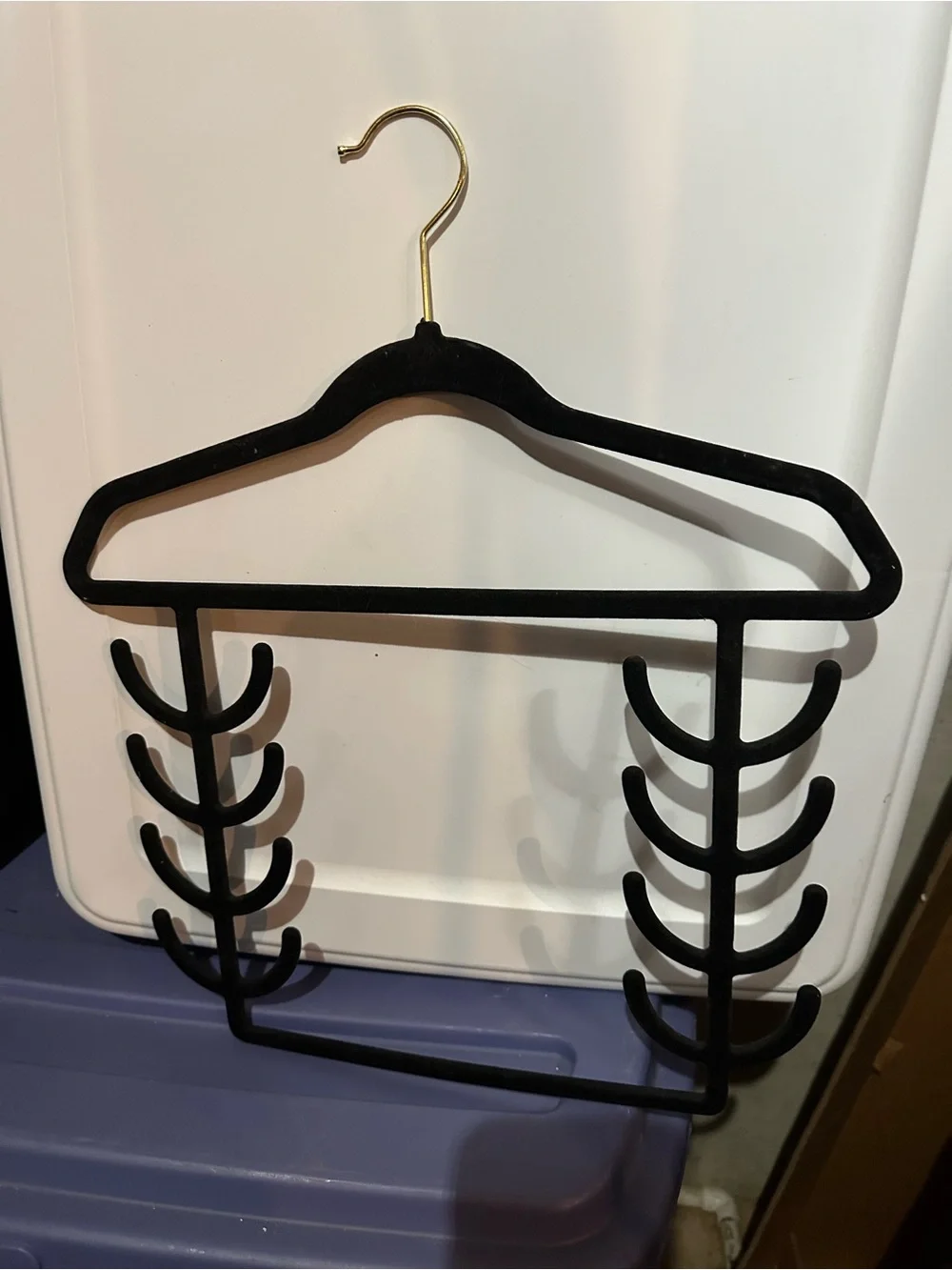 Velvet Multi-Scarf & Belt Hanger - Black